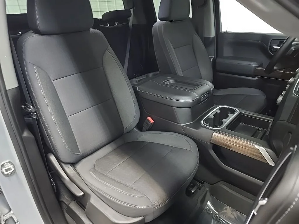 Used 2020 Silver Chevrolet RST image 14