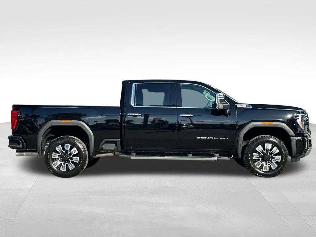 2026 GMC Sierra 2500HD Denali - Photo 6