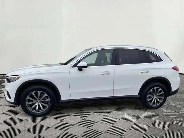 Used 2026 White Mercedes-Benz GLC 300 image 8