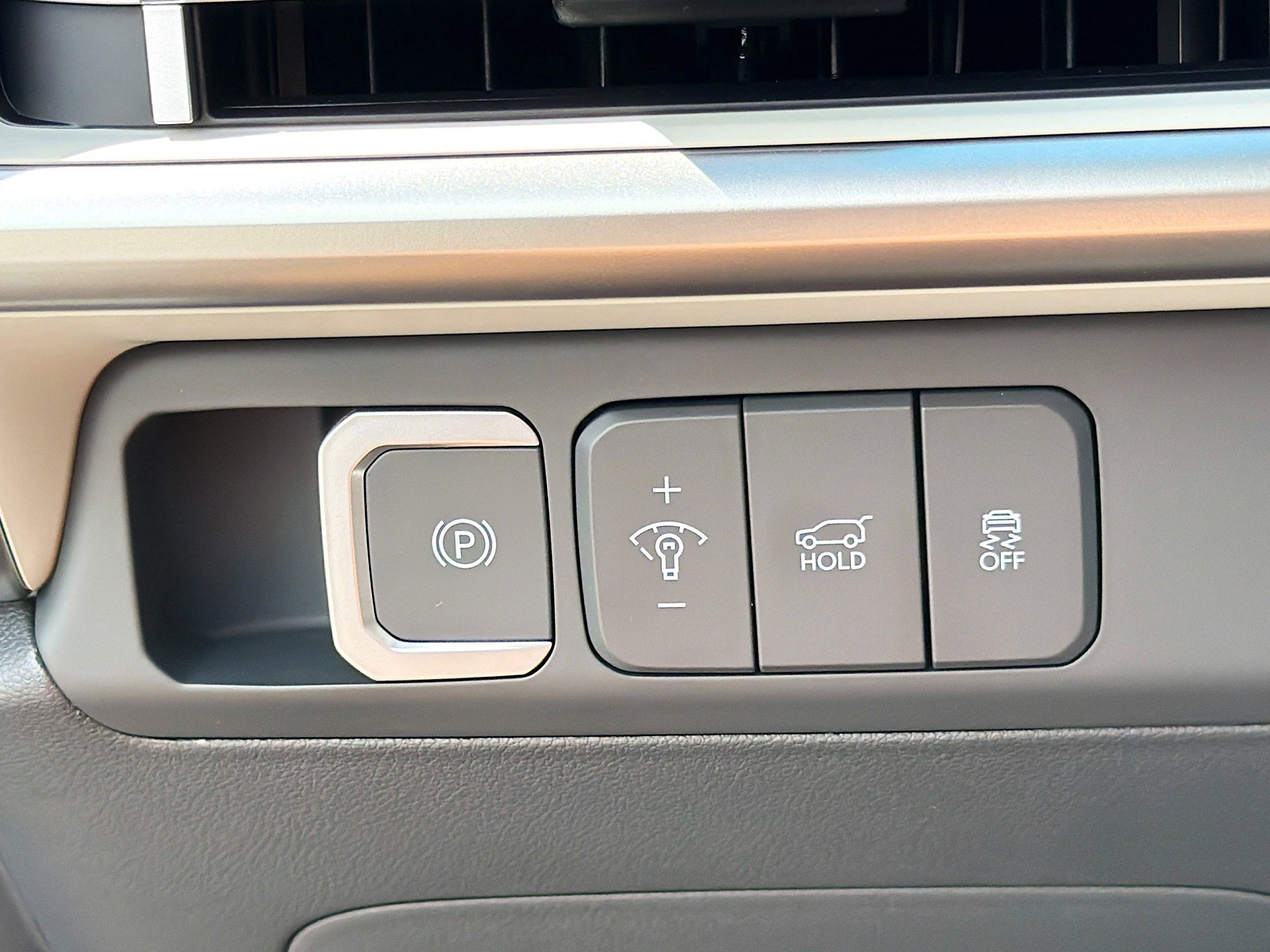 New 2026 Ecotronic Gray Hyundai SE image 71