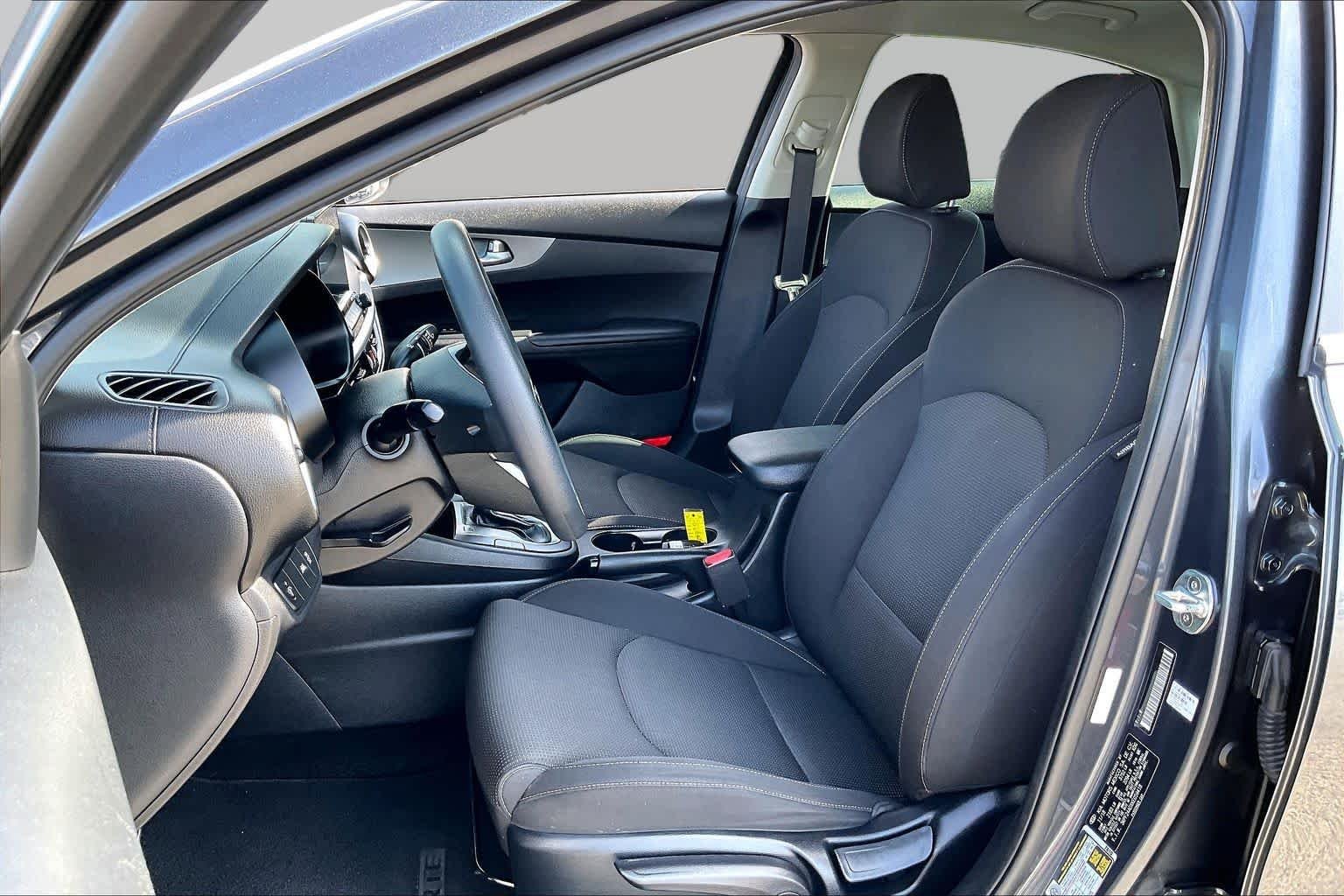 Used 2019 Gravity Gray Kia LXS image 8