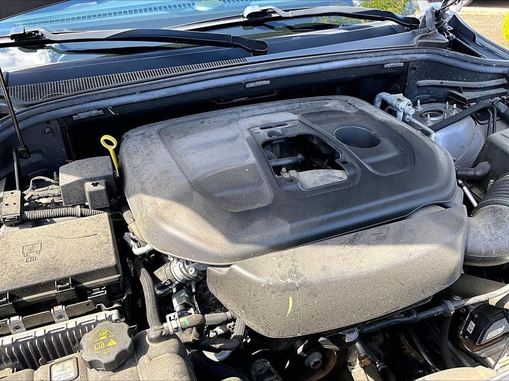 Used 2021 Silver Jeep Laredo X image 34