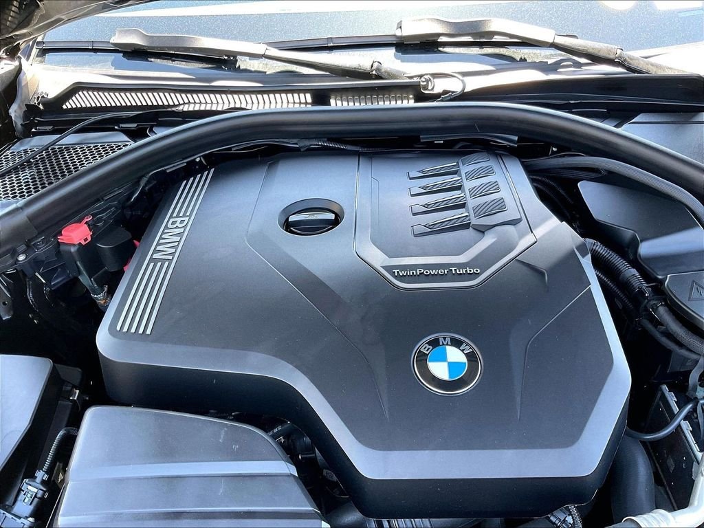 Used 2021 Black BMW 330i image 29