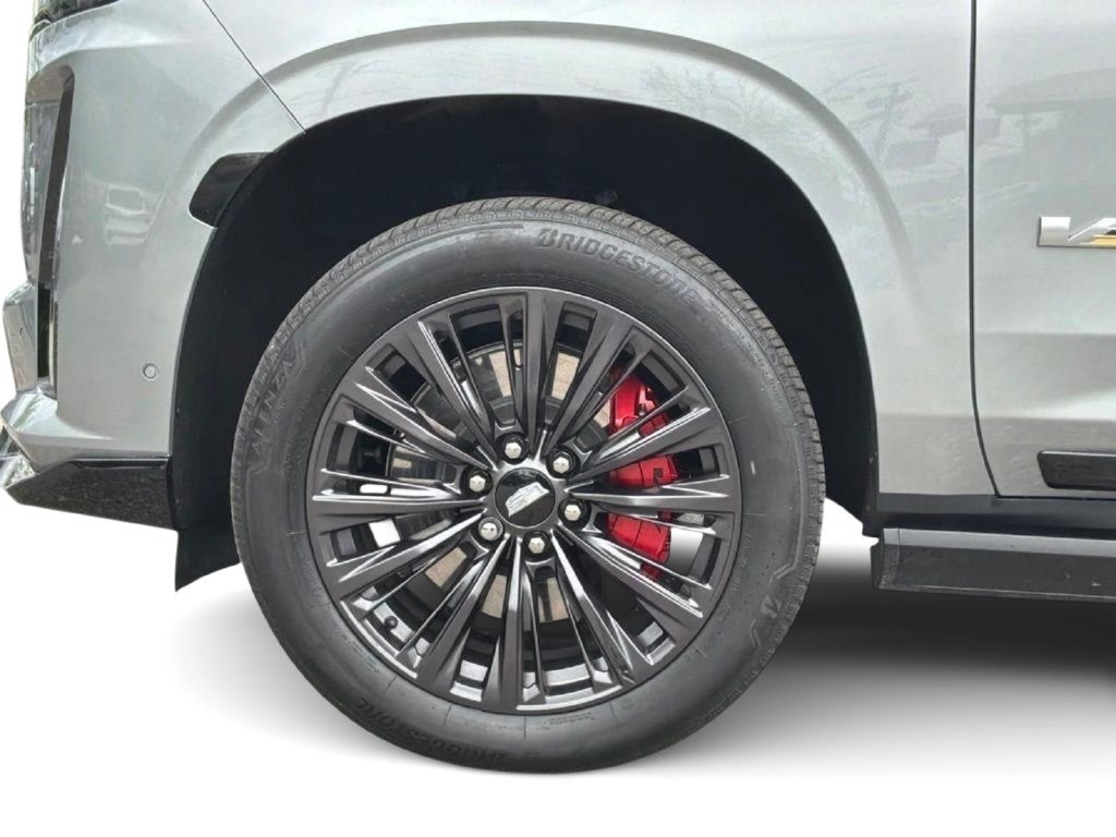 Used 2024 Silver Cadillac V-Series image 13
