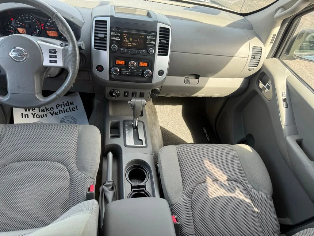 Used 2013 Blue Nissan SV image 42
