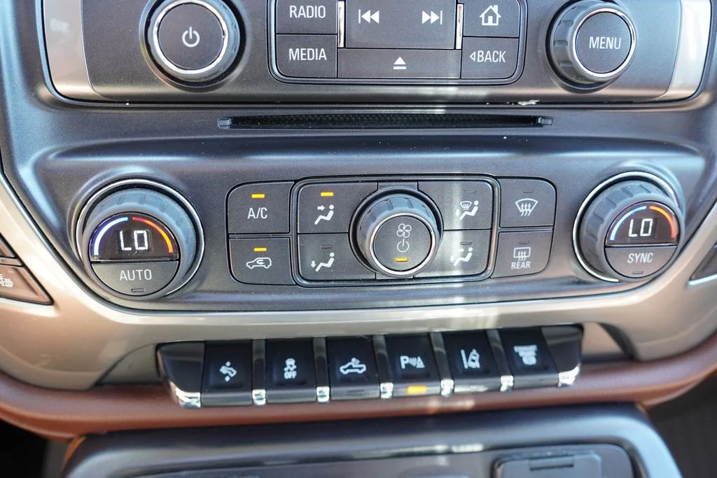 Used 2015 Black Chevrolet High Country image 30