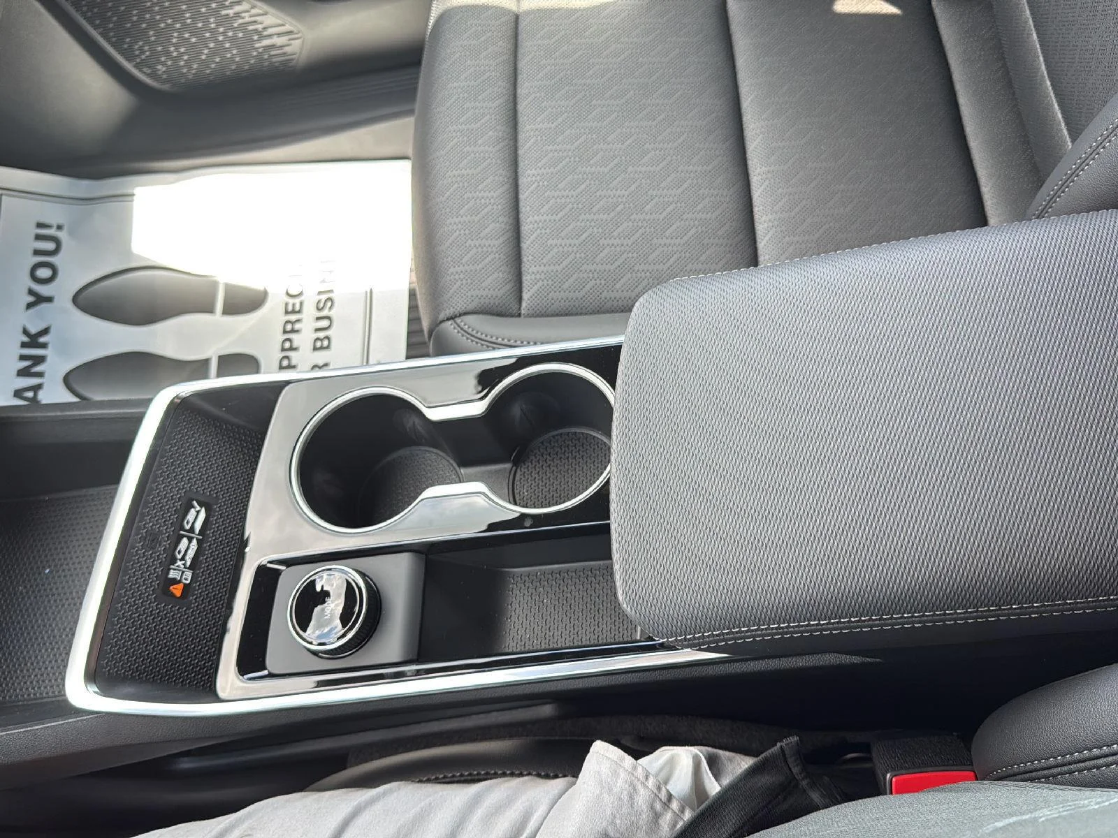 2027 Chevrolet Equinox LT - Photo 17