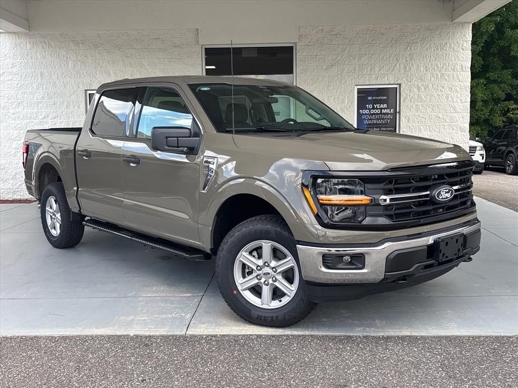 New 2026 Marsh Gray Ford XLT image 1