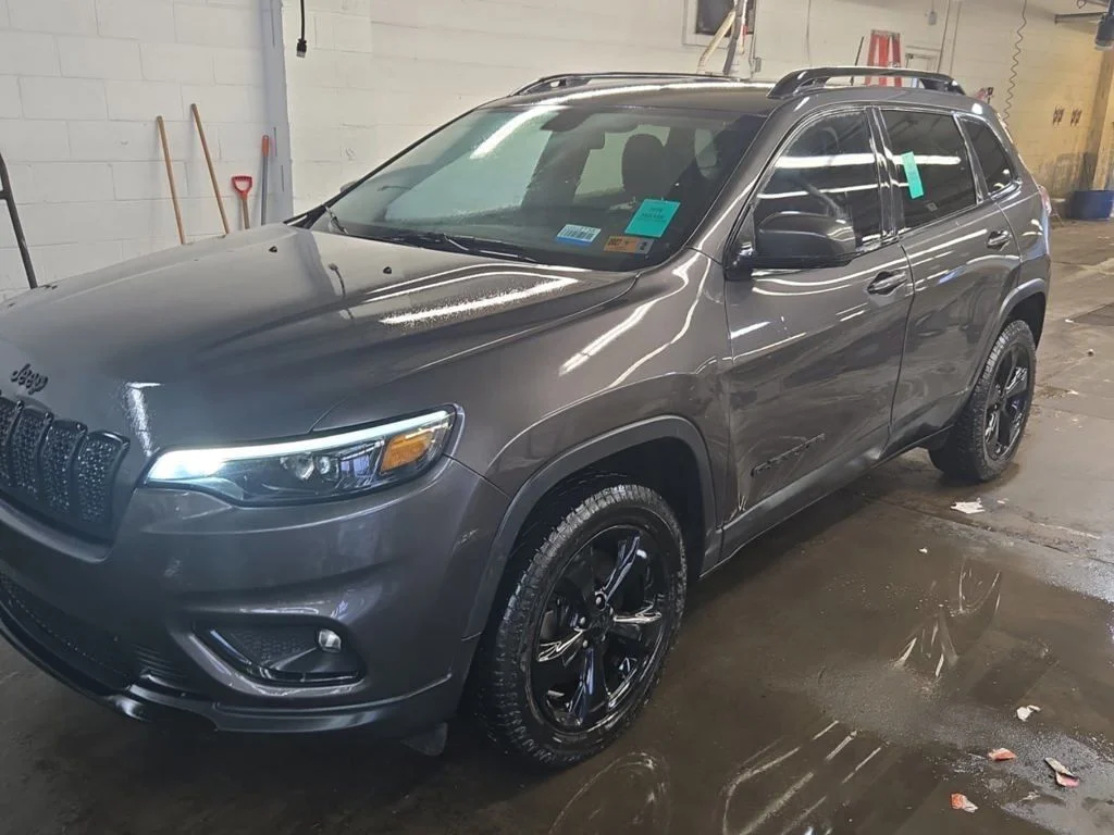 Certified Used 2020 Gray Jeep Latitude Plus image 12