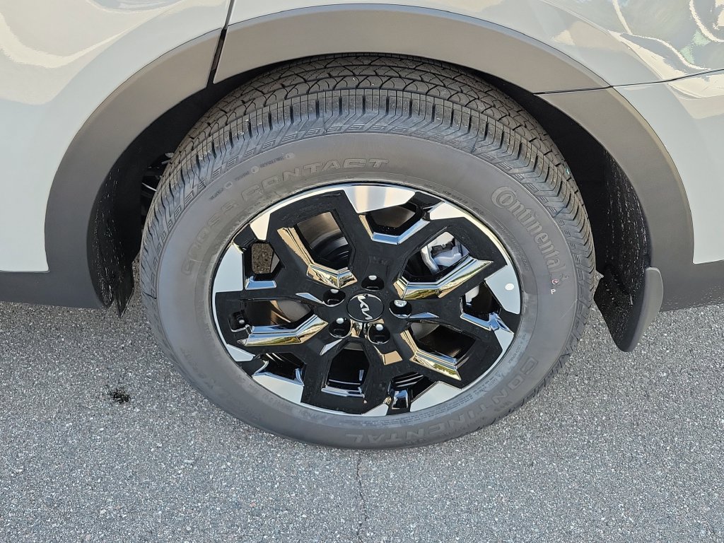 New 2026 Wolf Gray Kia S image 39