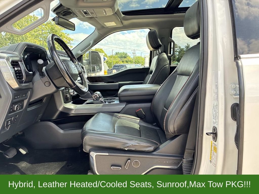 Used 2022 White Ford Lariat image 21