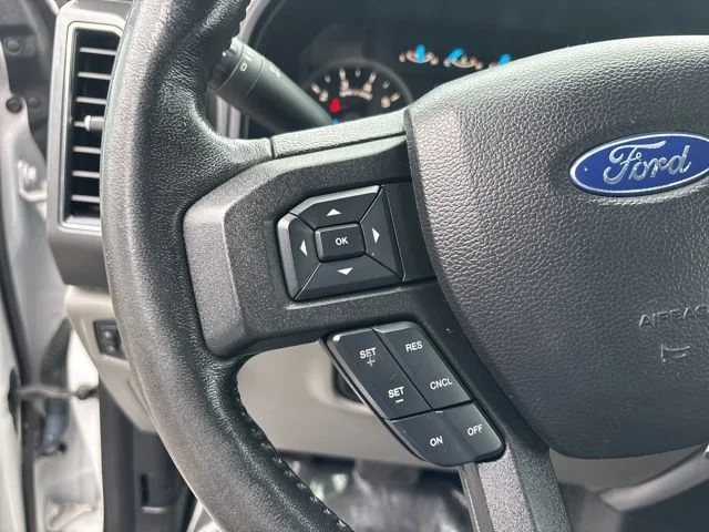 Used 2017 Oxford White Ford XLT image 23