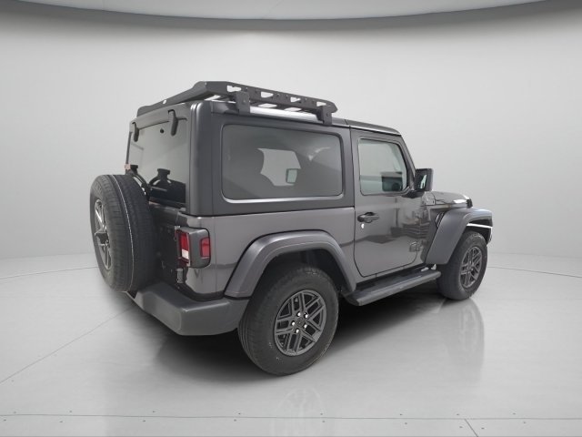 Used 2025 Granite Crystal Metallic Clearcoat Jeep Sport S image 5