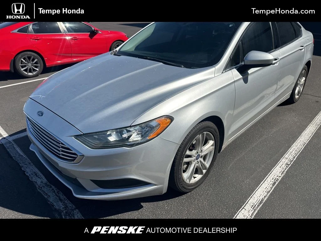 2018 Ford Fusion SE FWD's photo