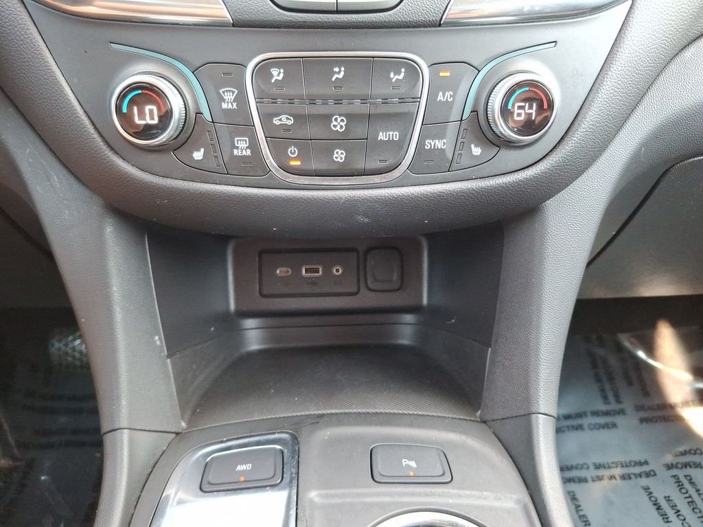 Used 2024 White Chevrolet LT image 16