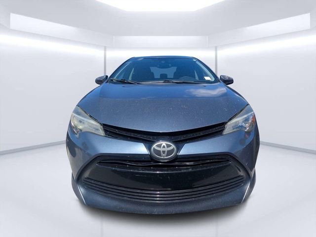 Used 2017 Silver Toyota LE image 5