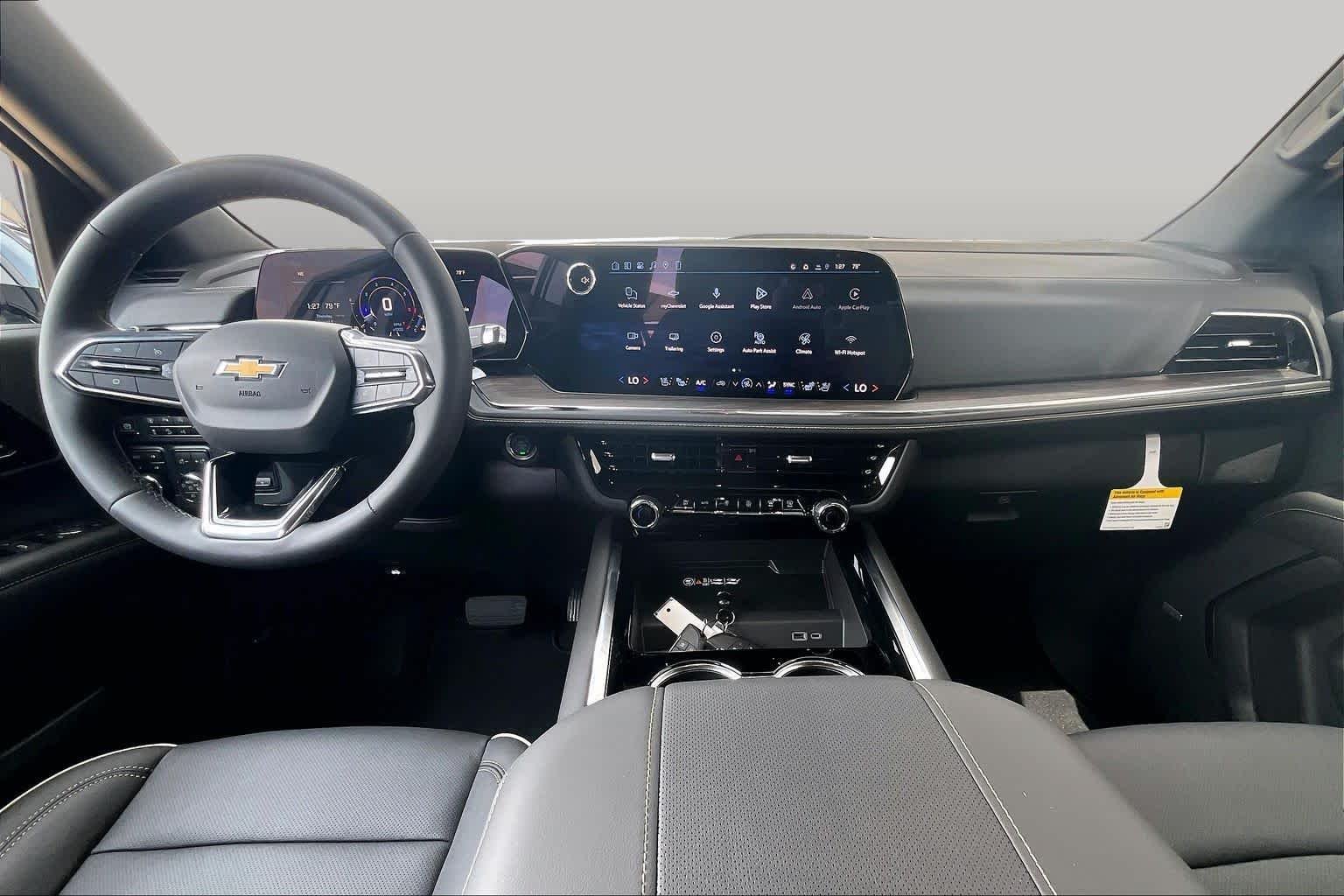 2026 Chevrolet Suburban Premier - Photo 6