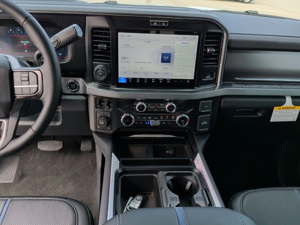 New 2026 Star White Metallic Tri-Coat Ford F-250® Platinum® image 24