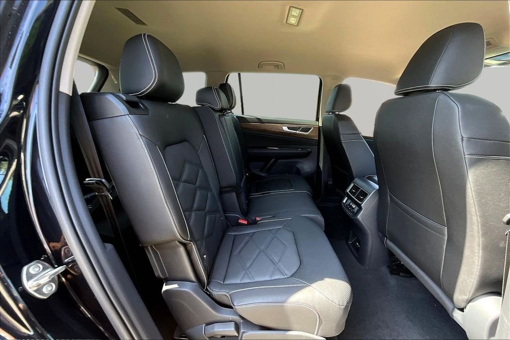 New 2026 Black Volkswagen 2.0T SE image 25