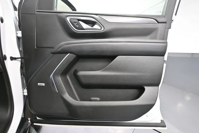 Used 2022 White Chevrolet RST image 57