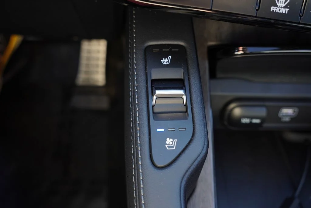 Used 2025 Wolf Gray Kia SX-Prestige X-Pro image 34