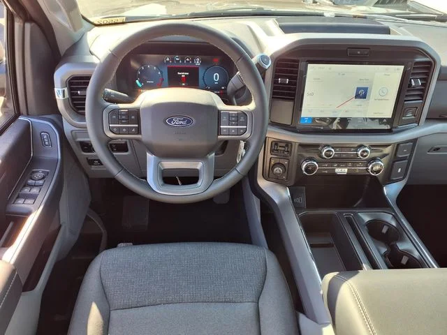 New 2026 Marsh Gray Ford XLT image 6