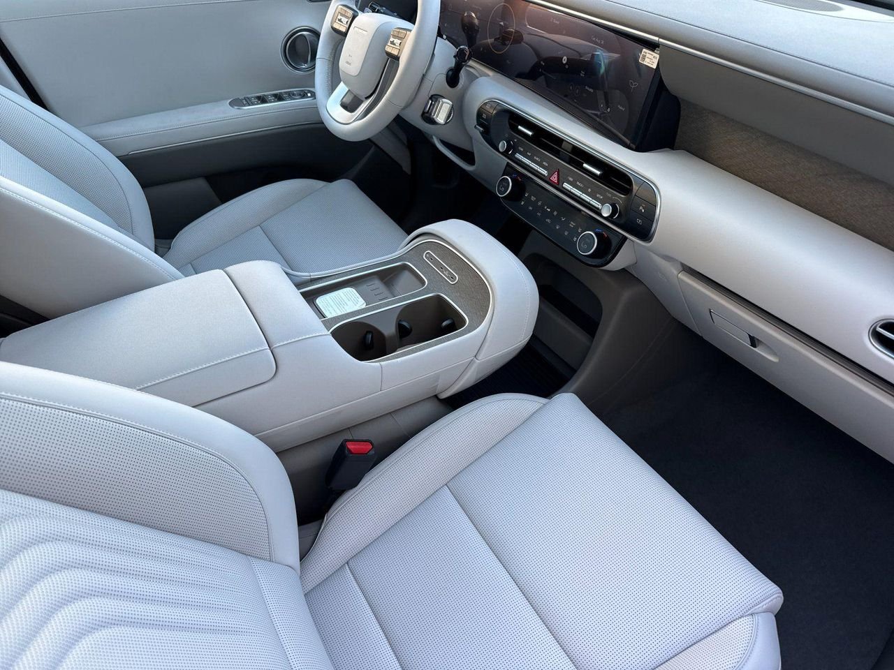 New 2026 Silver Hyundai Blue SEL Premium 7P image 16