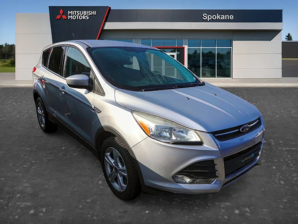 Used 2016 Ingot Silver Ford SE image 5