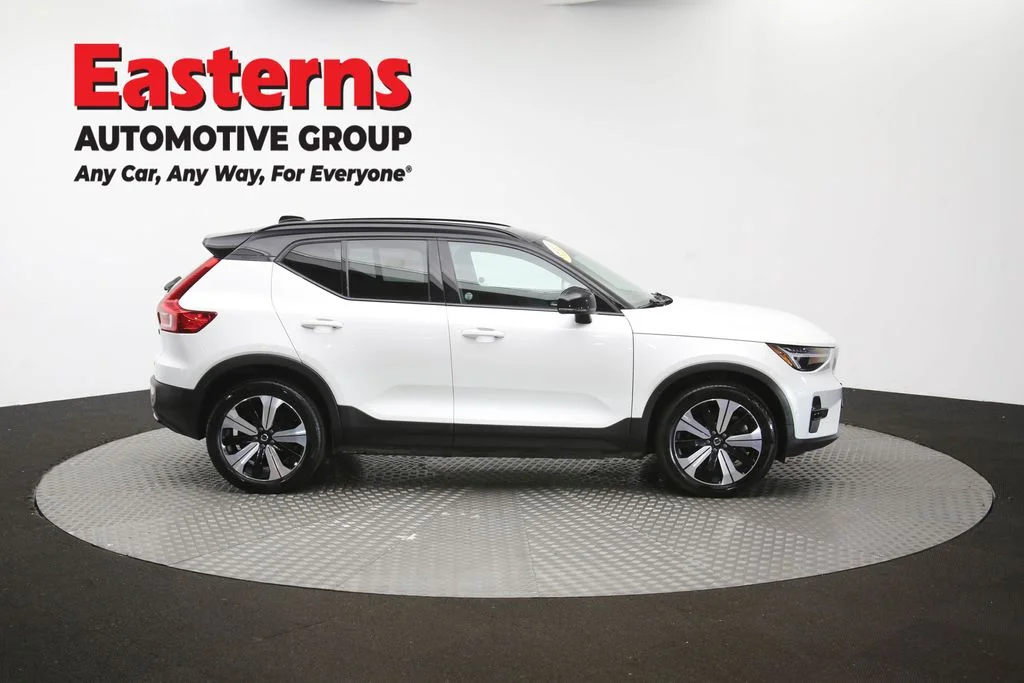 Used 2023 White Volvo Twin Plus image 39