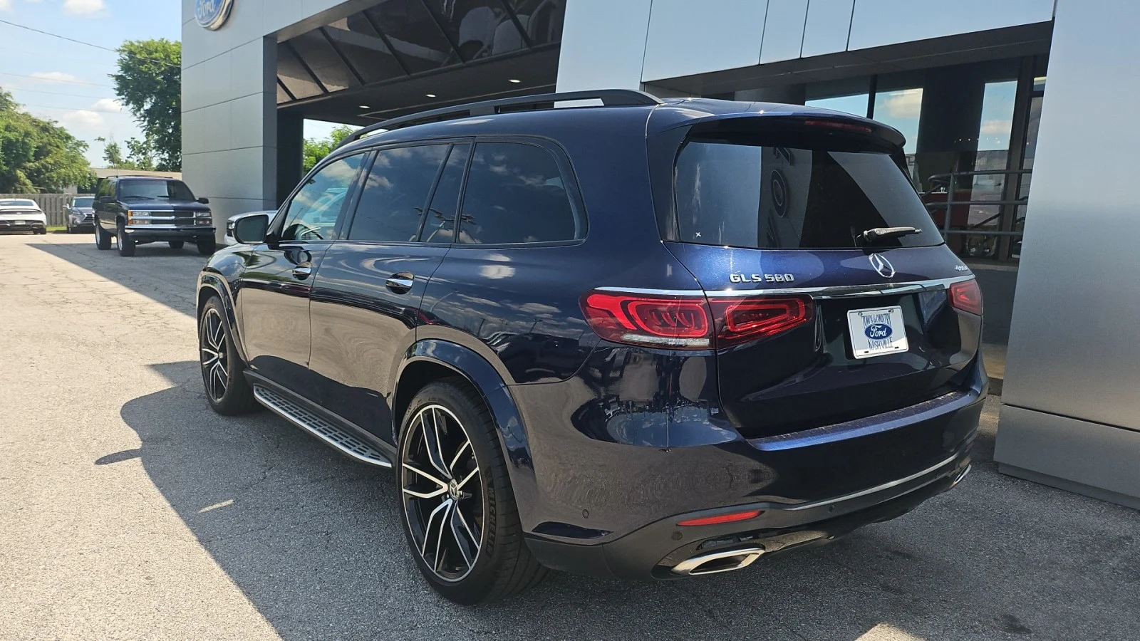 Used 2021 Blue Mercedes-Benz GLS 580 image 3