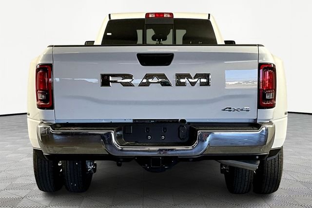New 2026 Bright White Clear-Coat Exterior Paint RAM Tradesman image 5