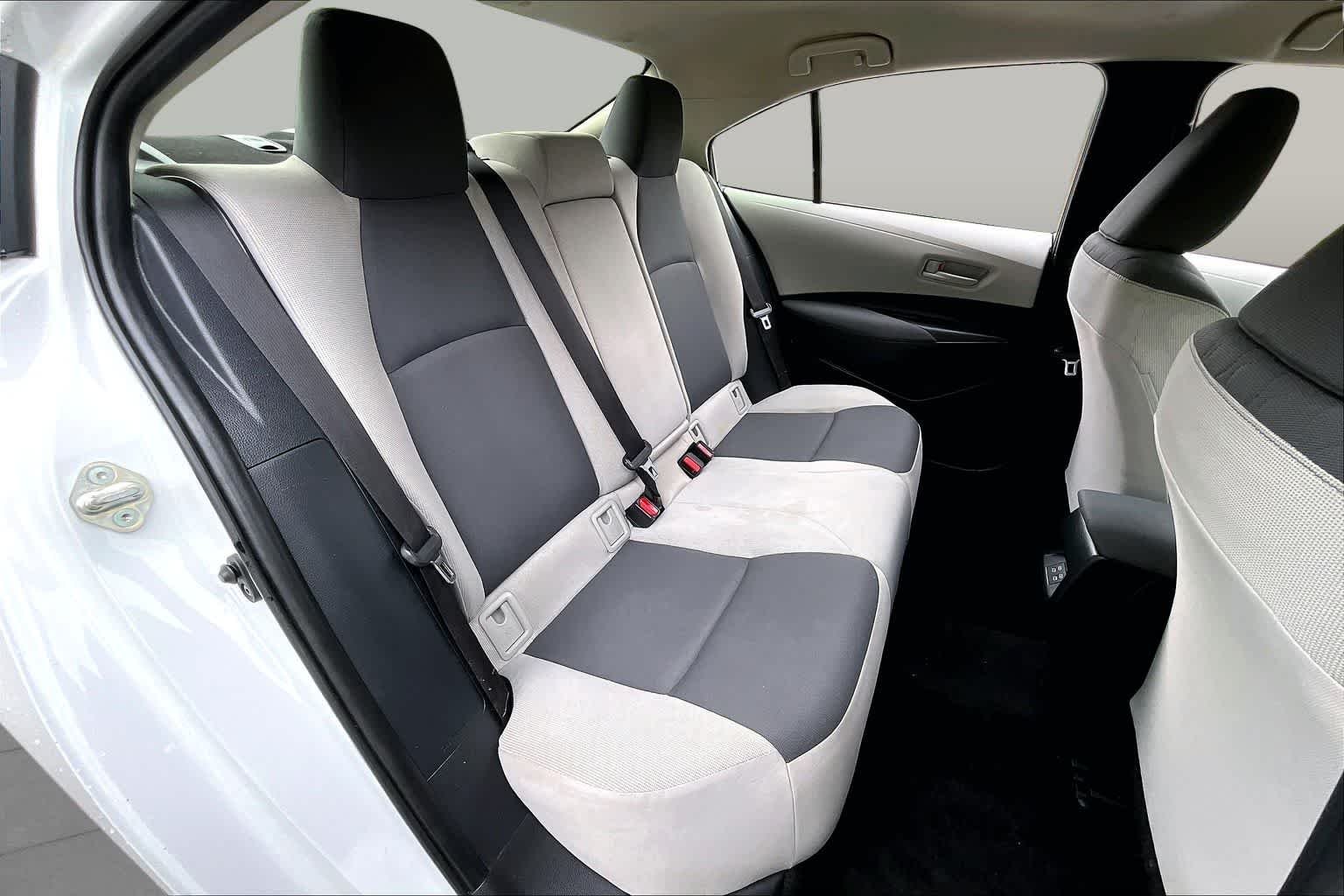 Used 2024 Ice Cap Toyota LE image 19