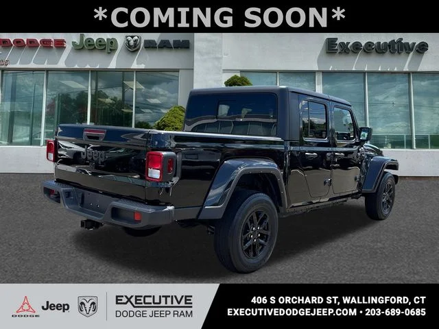 Used 2022 Black Jeep Sport image 4