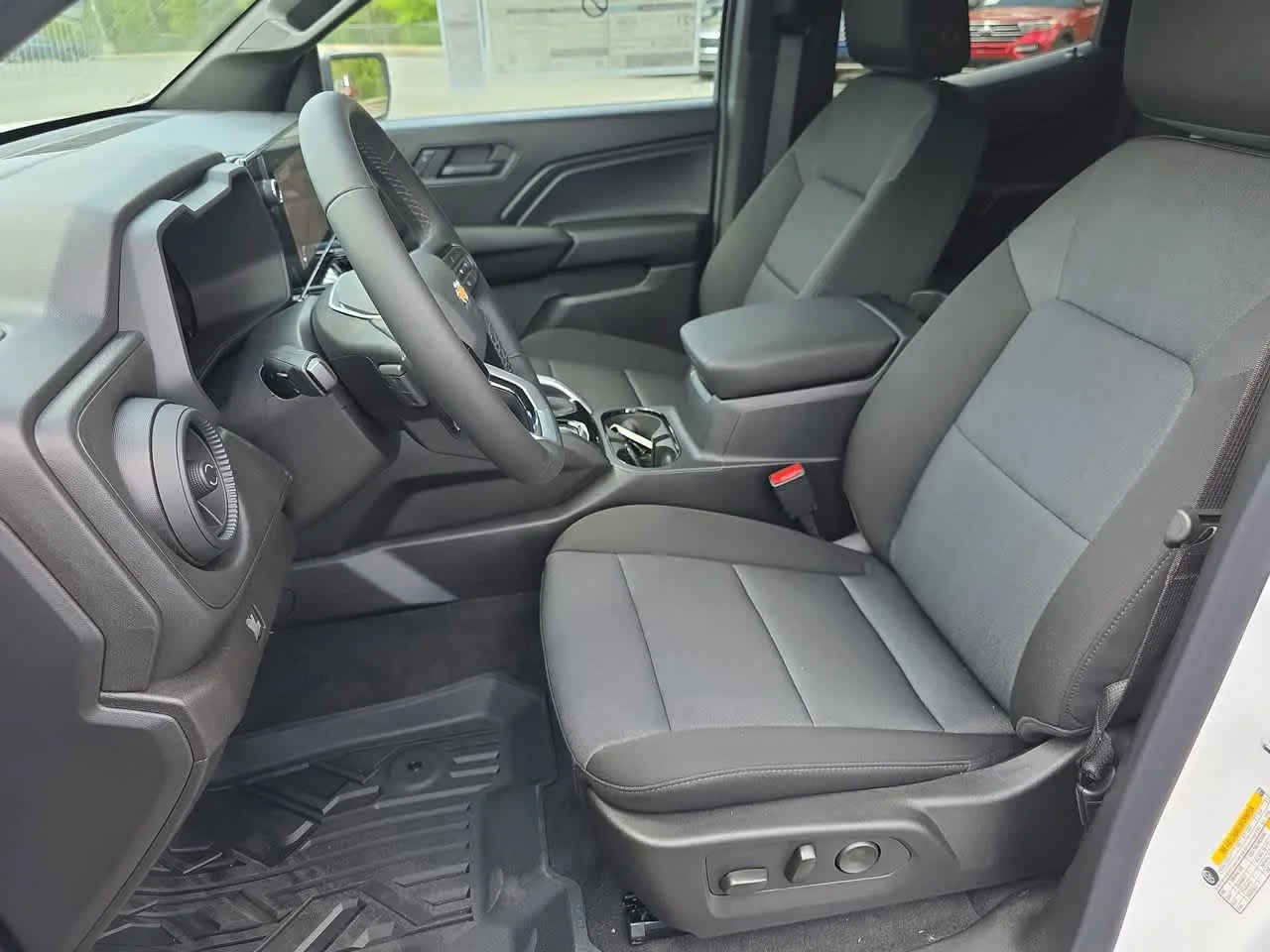 2026 Chevrolet Colorado Work Truck - Photo 16