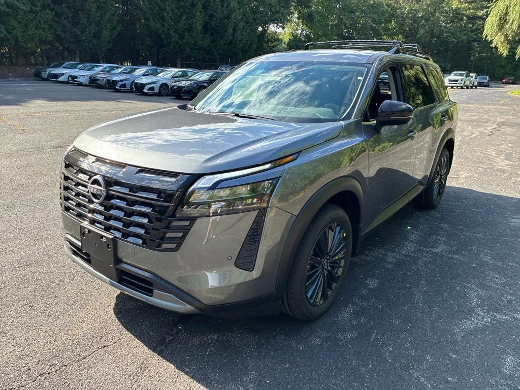 New 2026 Gun Metallic Nissan SL image 3