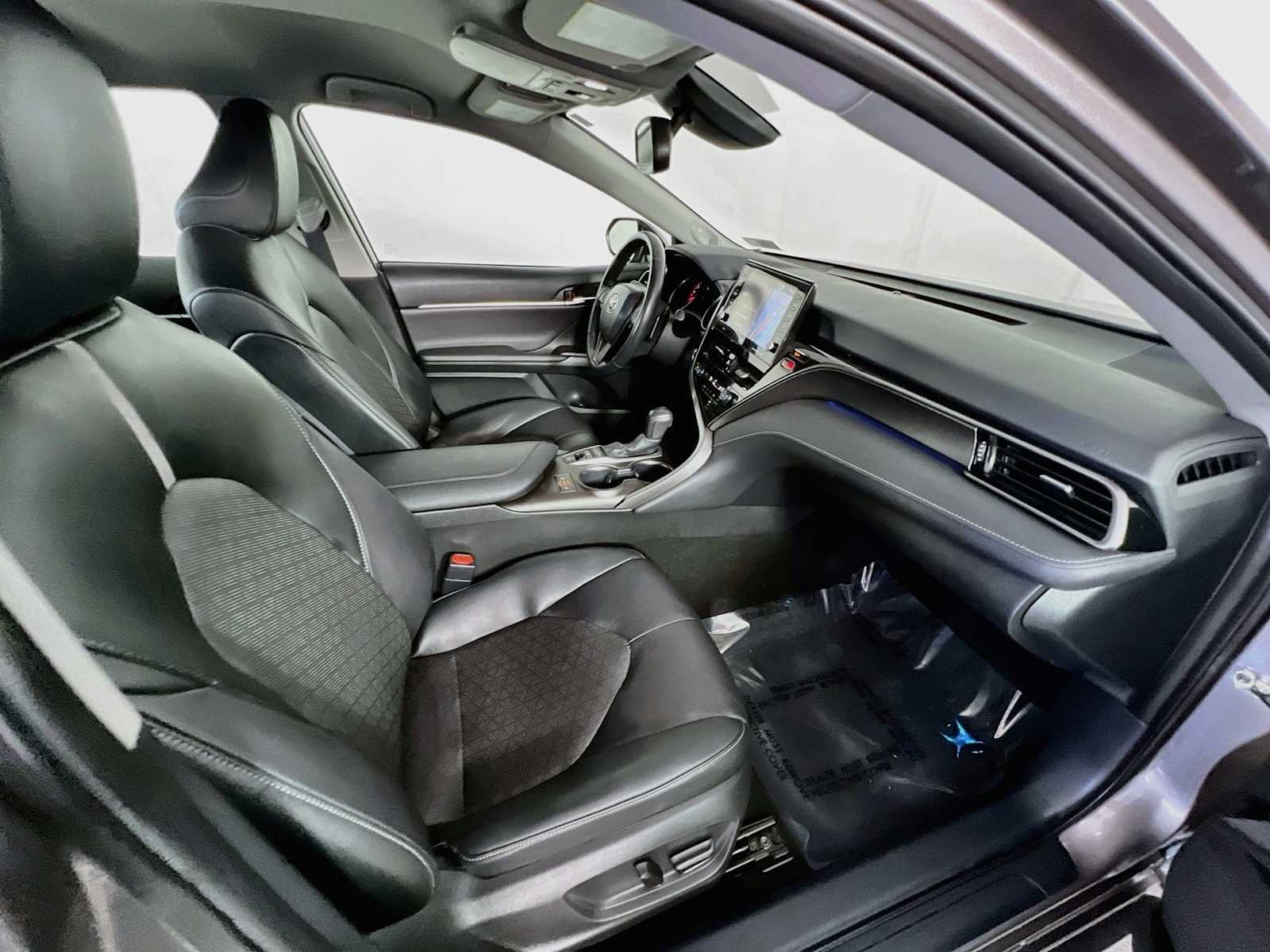 Used 2022 Predawn Gray Mica Toyota XSE image 28
