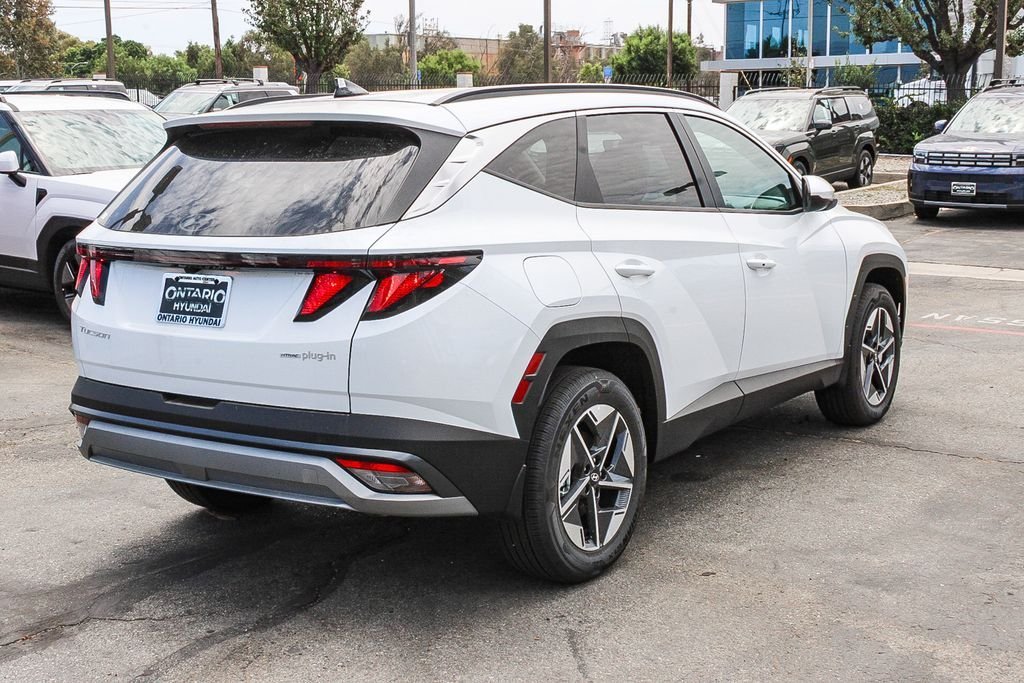 New 2026 White Hyundai SEL image 9