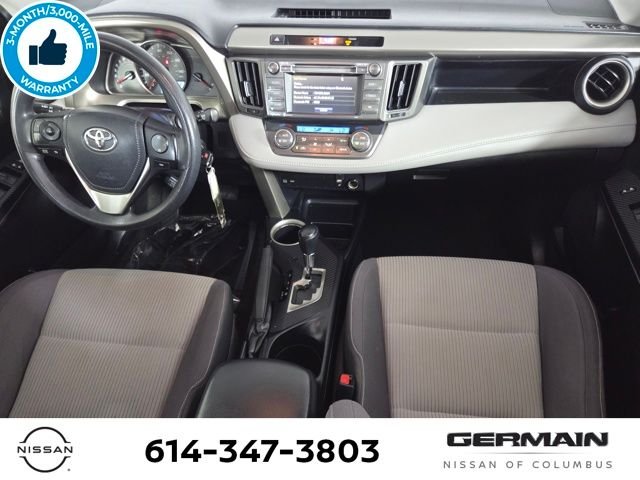 Used 2015 Gray Toyota XLE image 29