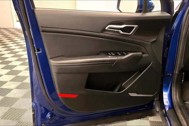 2025 Kia Sportage EX - Photo 19