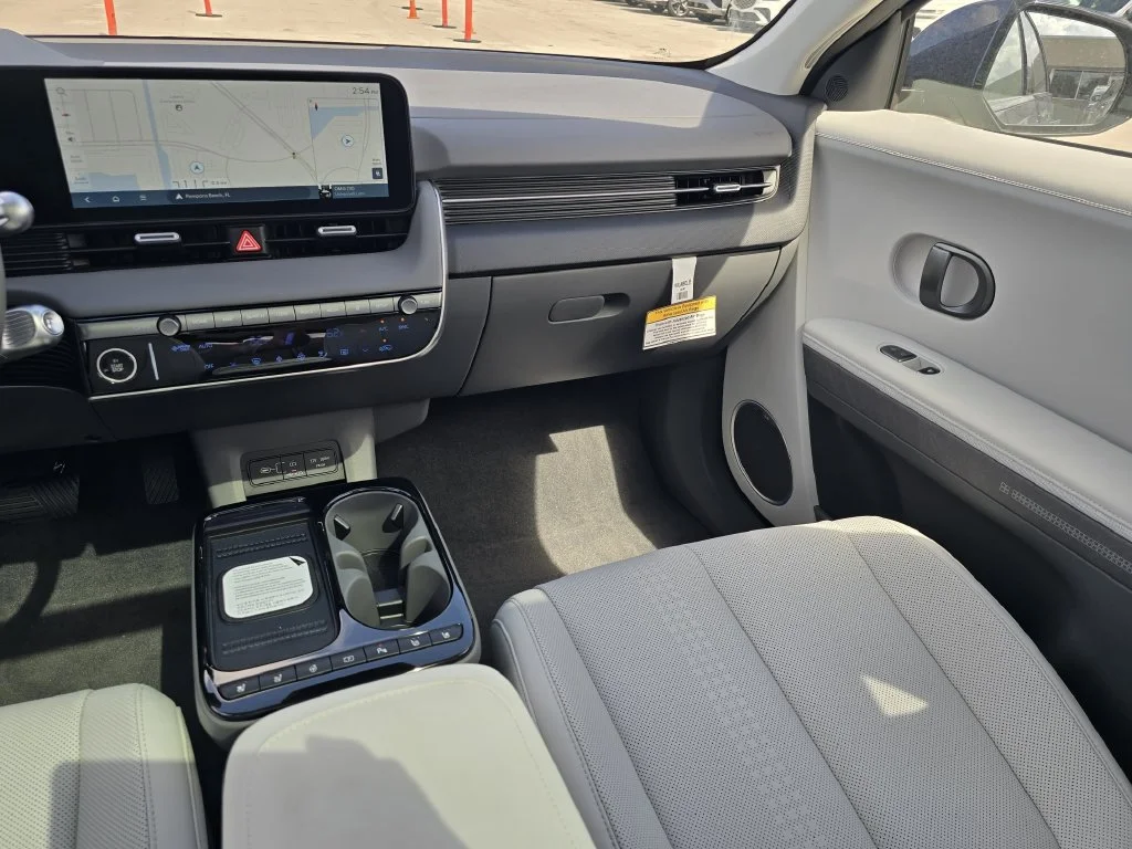 New 2027 Blue Hyundai Limited image 9