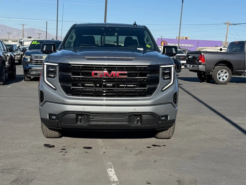 New 2026 Sterling Metallic GMC Elevation image 8