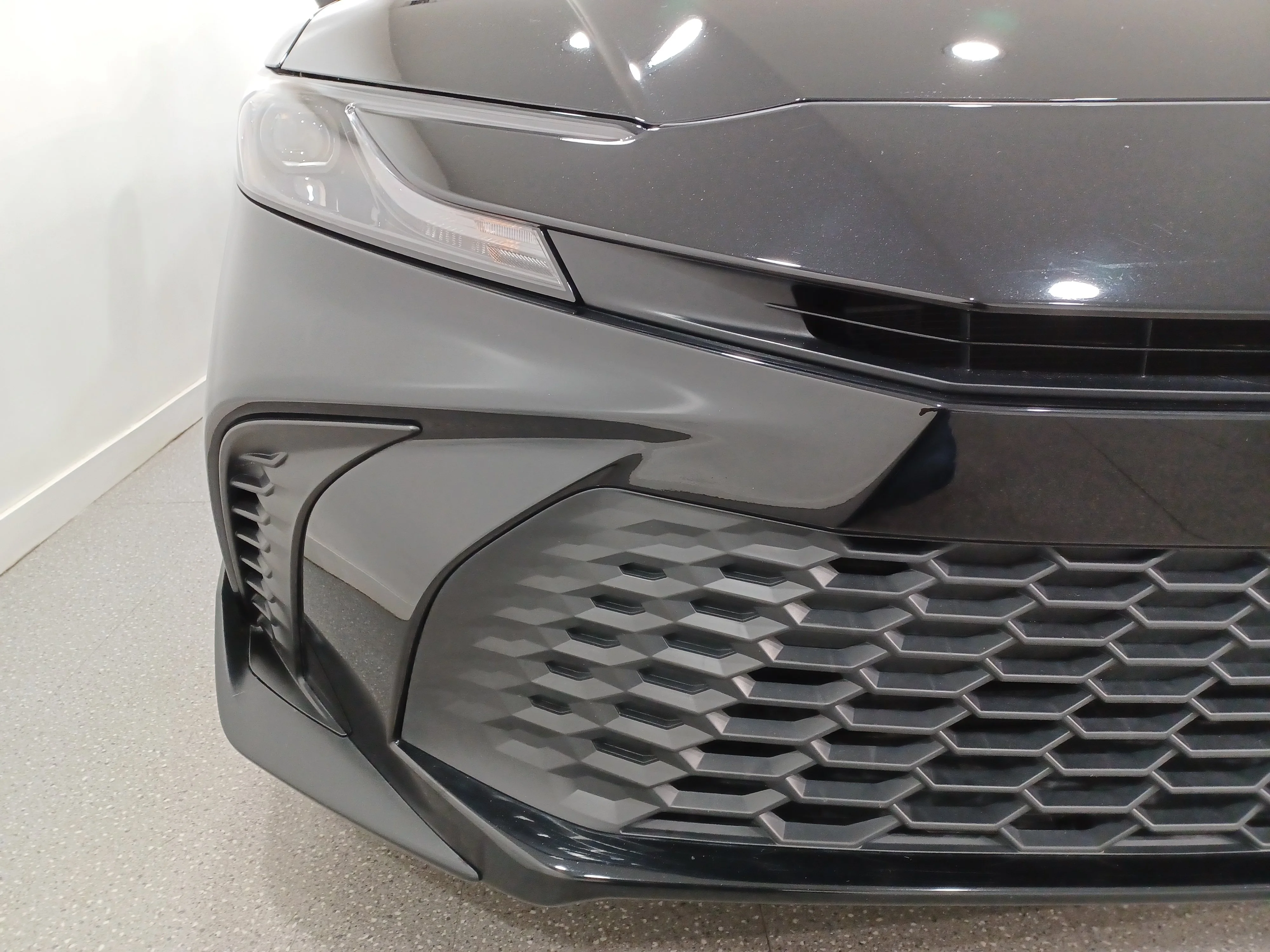 Certified Used 2025 Midnight Black Metallic Toyota SE Hybrid AWD*Great on Fuel! | Adaptive Cruise | Htd Leather | Sunroof | Htd Wheel | Lane Keeping image 4