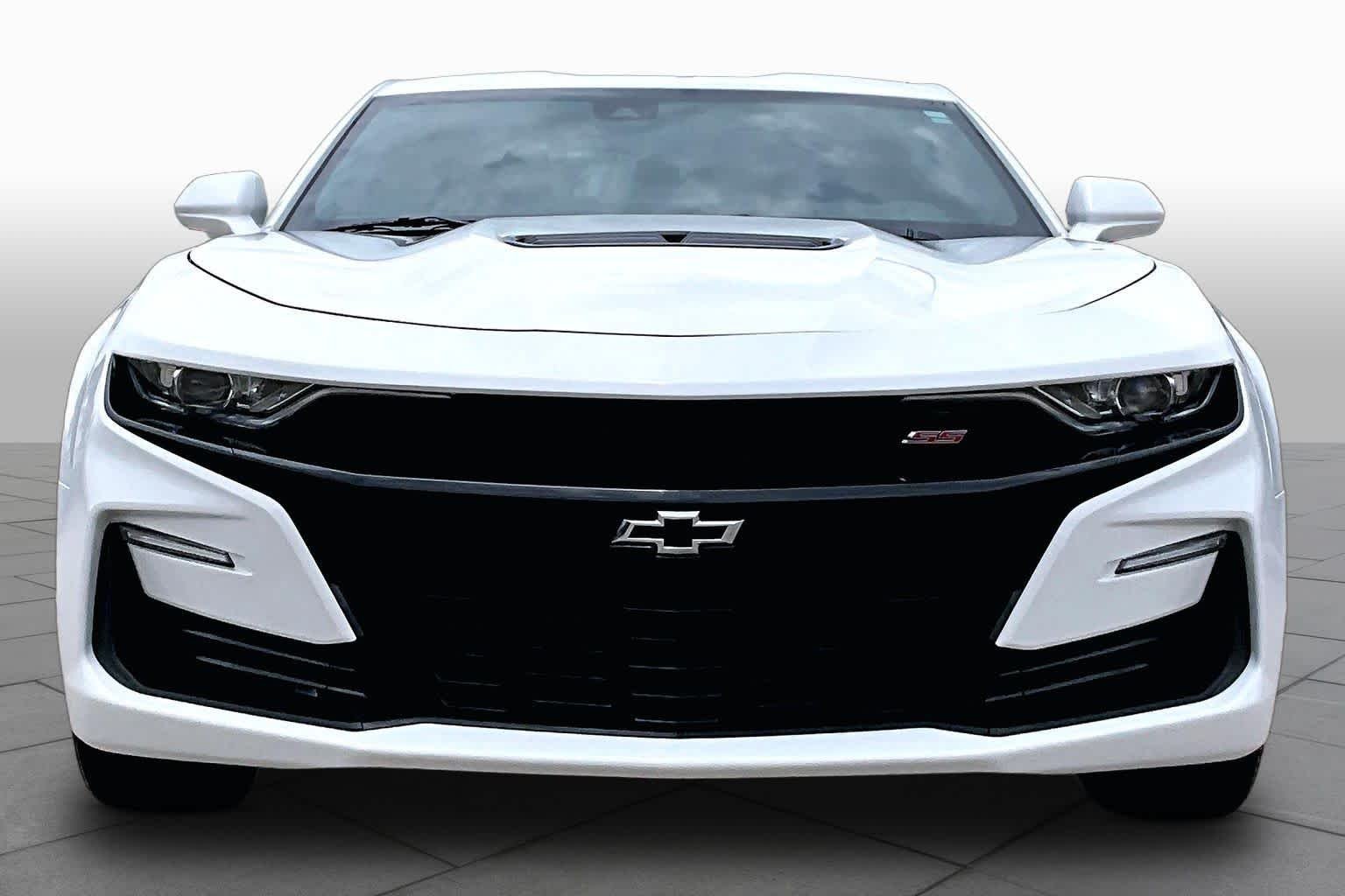 Used 2019 Summit White Chevrolet 2SS image 4