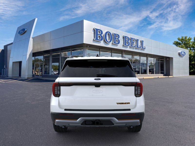 New 2026 White Ford Tremor image 5