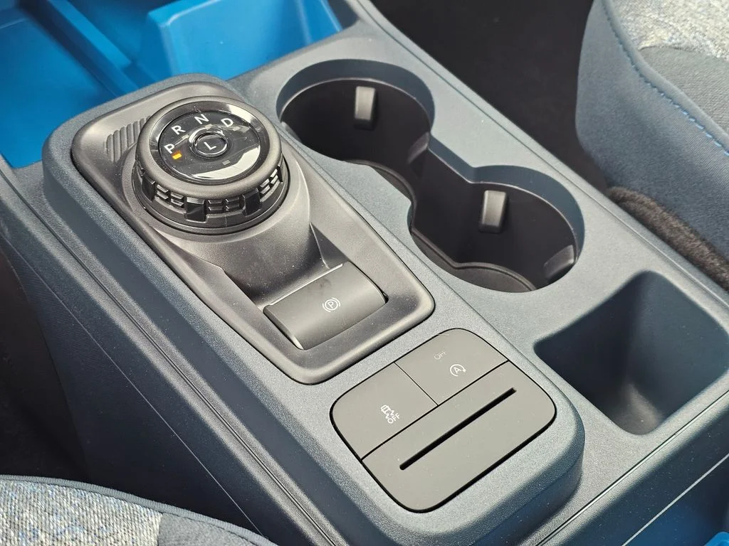 New 2025 Carbonized Gray Metallic Ford XLT image 32