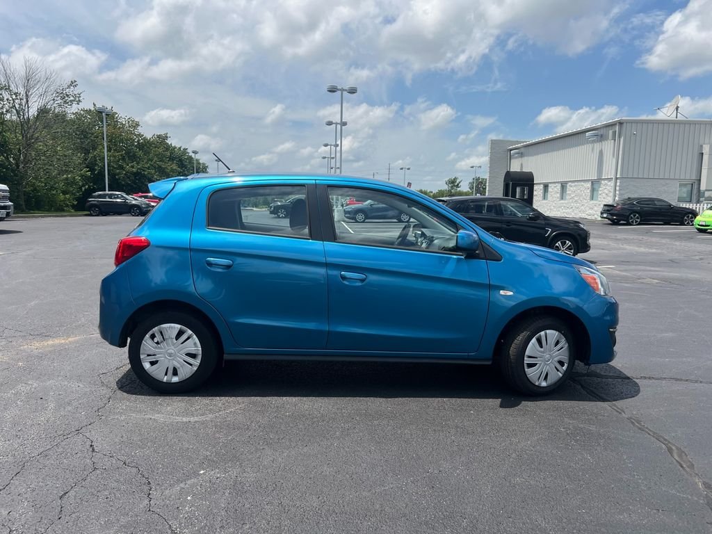 Used 2019 Sapphire Blue Metallic Mitsubishi  image 2