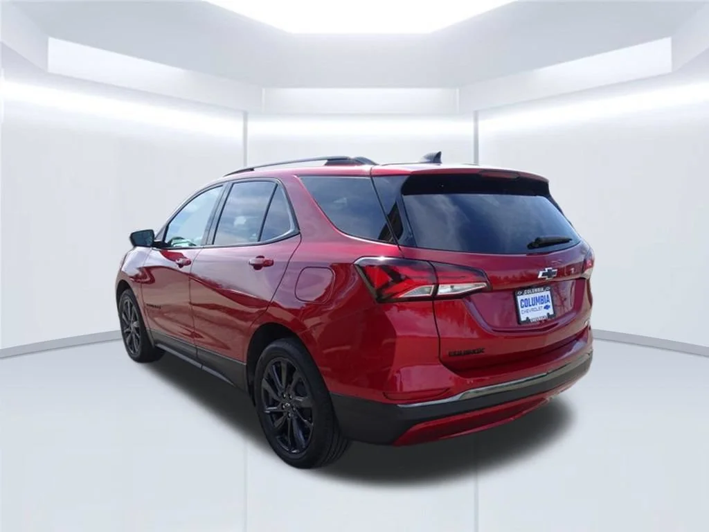 Used 2022 Cherry Red Tintcoat Chevrolet RS image 11
