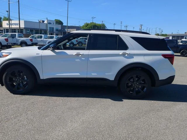 Used 2023 White Ford ST-Line image 2