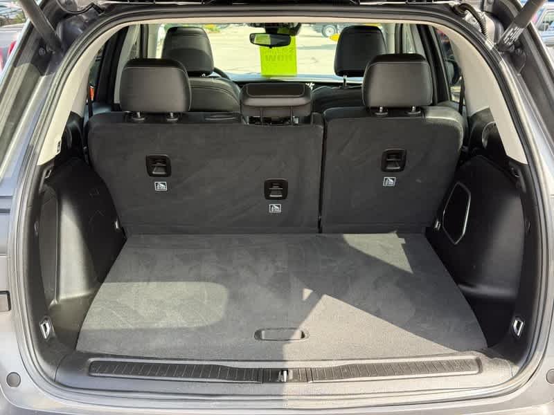 Used 2024 Baltic Gray Metallic Clearcoat Jeep  image 7