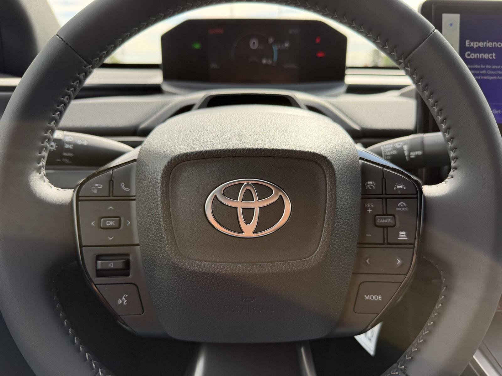 2026 Toyota bZ XLE - Photo 29